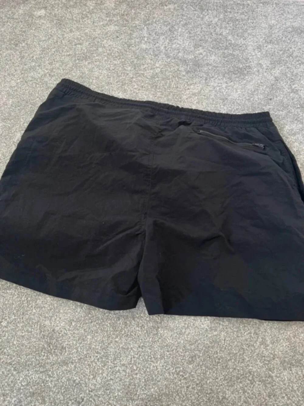 Krakatau shorts size XL